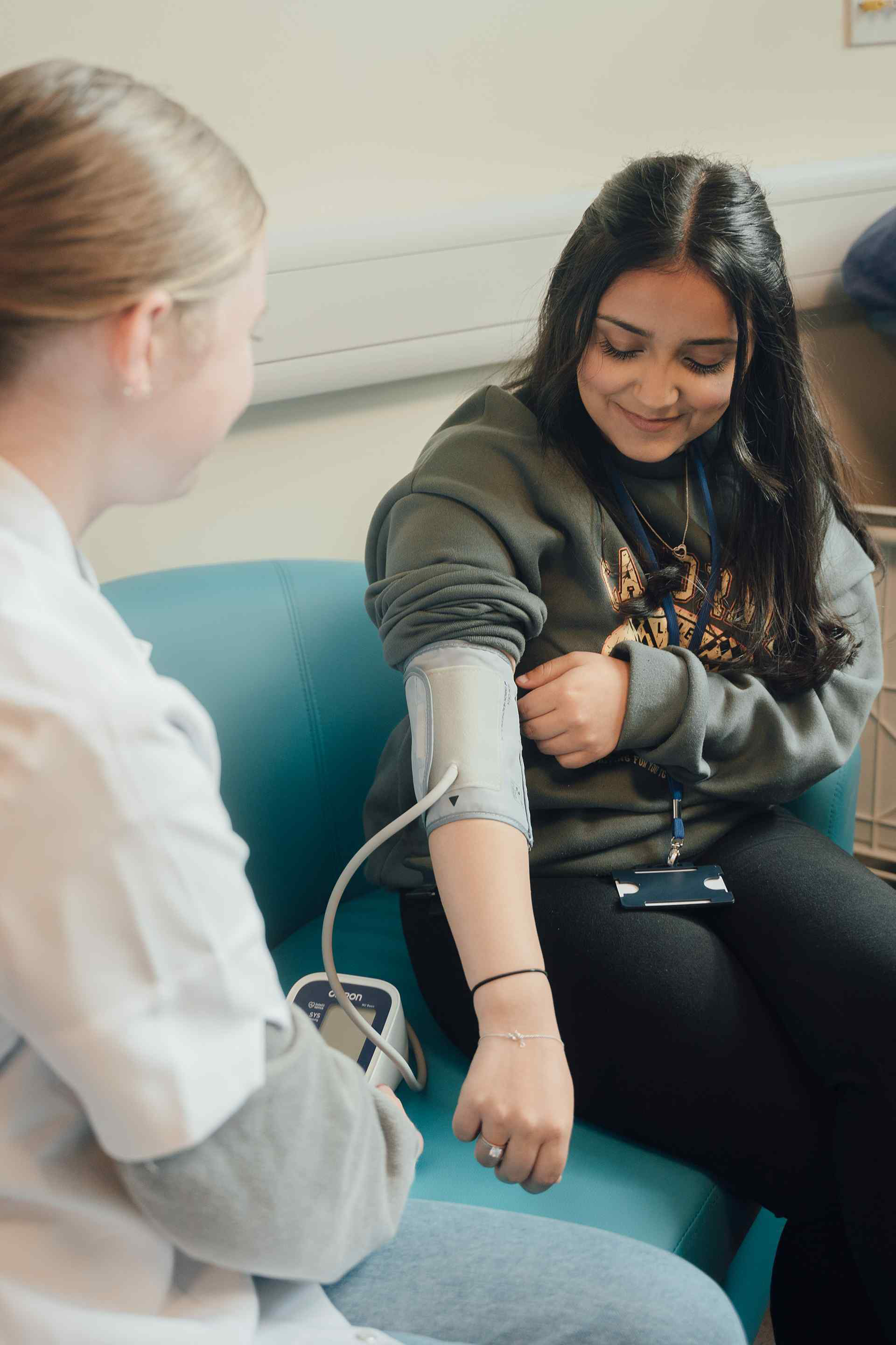 Shipley College Full Time Apprenticeship Tlevel Health Social Care Healthcare 3